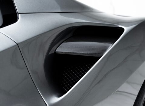 Ferrari 488 SPIDER 37