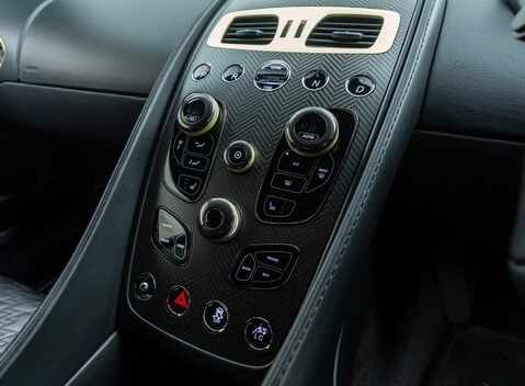 Aston Martin Vanquish ZAGATO 23