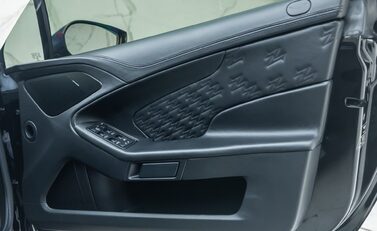 Aston Martin Vanquish ZAGATO 27