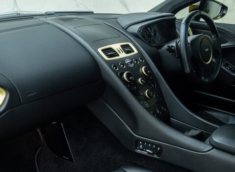 Aston Martin Vanquish ZAGATO 19