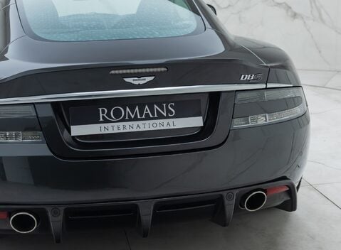 Aston Martin DBS V12 30