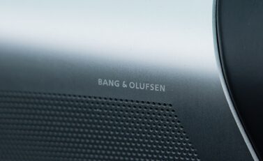 Aston Martin DBS V12 26