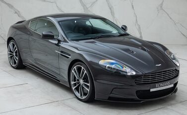 Aston Martin DBS V12 11