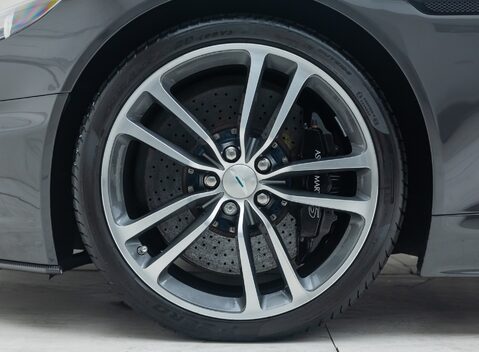 Aston Martin DBS V12 28