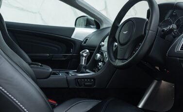Aston Martin DBS V12 13