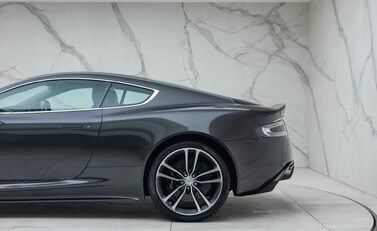 Aston Martin DBS V12 39