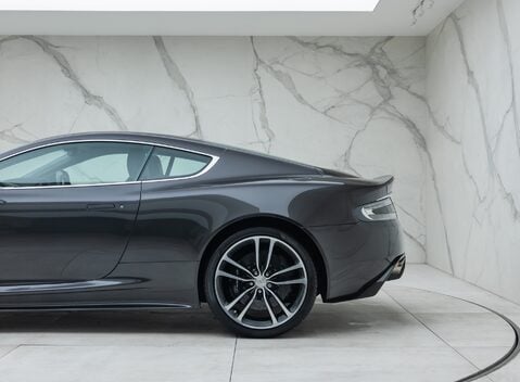 Aston Martin DBS V12 39