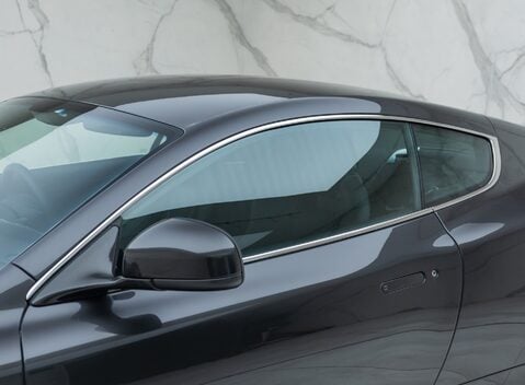 Aston Martin DBS V12 35