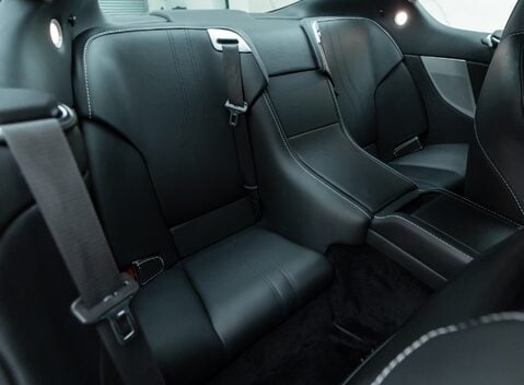 Aston Martin DBS V12 16