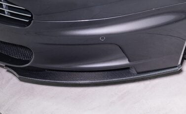 Aston Martin DBS V12 31