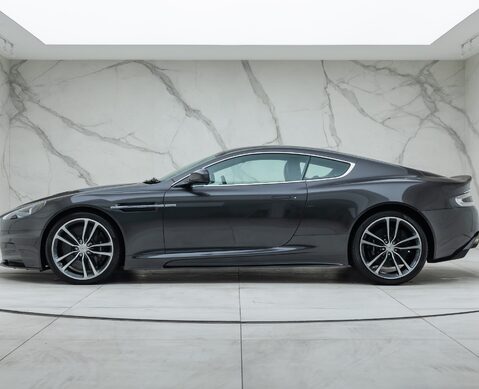 Aston Martin DBS V12