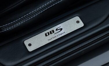 Aston Martin DBS V12 24