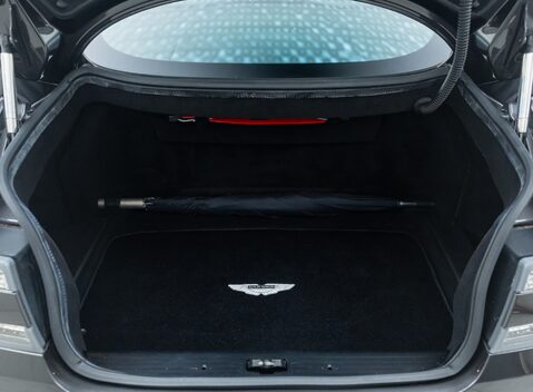 Aston Martin DBS V12 43