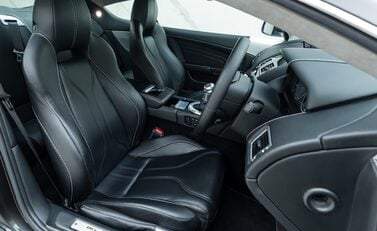 Aston Martin DBS V12 14