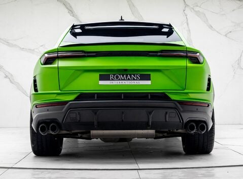 Lamborghini Urus PERFORMANTE 8