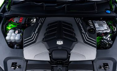 Lamborghini Urus PERFORMANTE 59