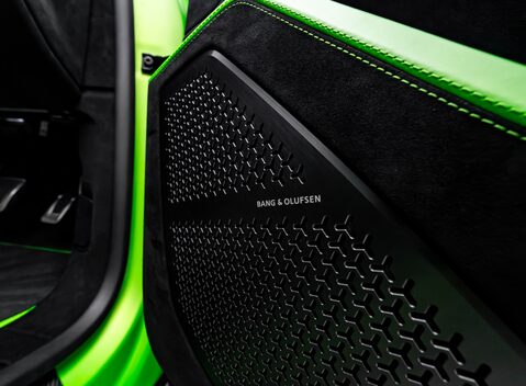 Lamborghini Urus PERFORMANTE 40