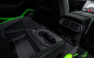 Lamborghini Urus PERFORMANTE 27