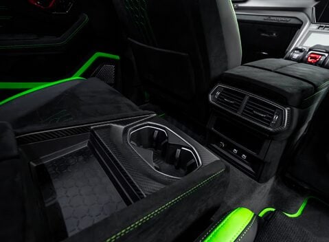 Lamborghini Urus PERFORMANTE 27