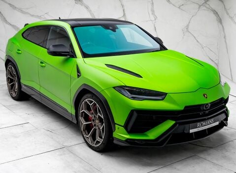 Lamborghini Urus PERFORMANTE 11