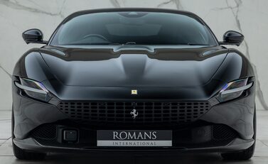 Ferrari Roma 5
