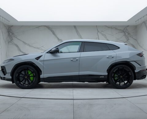 Lamborghini Urus S