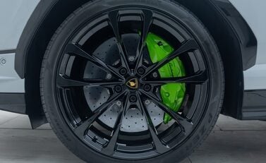 Lamborghini Urus S 31