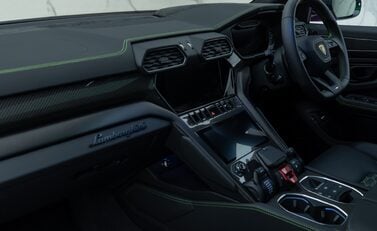 Lamborghini Urus S 20