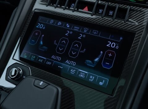 Lamborghini Urus S 25