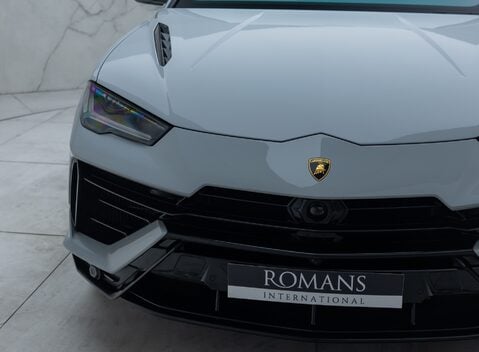 Lamborghini Urus S 32