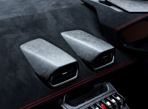 Lamborghini Huracan Spyder LP 640-4 PERFORMANTE 26