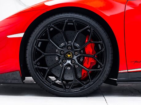 Lamborghini Huracan Spyder LP 640-4 PERFORMANTE 