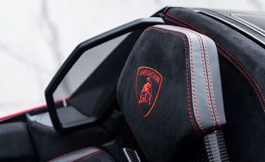 Lamborghini Huracan Spyder LP 640-4 PERFORMANTE 22