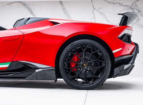 Lamborghini Huracan Spyder LP 640-4 PERFORMANTE 50