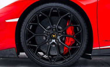 Lamborghini Huracan Spyder LP 640-4 PERFORMANTE 35