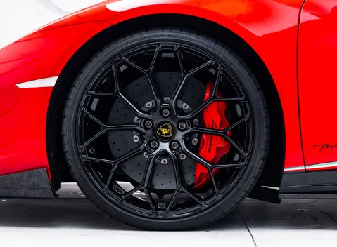 Lamborghini Huracan Spyder LP 640-4 PERFORMANTE 35