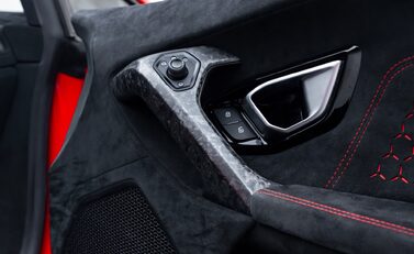 Lamborghini Huracan Spyder LP 640-4 PERFORMANTE 34