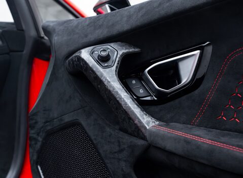 Lamborghini Huracan Spyder LP 640-4 PERFORMANTE 34