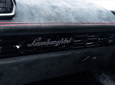 Lamborghini Huracan Spyder LP 640-4 PERFORMANTE 28