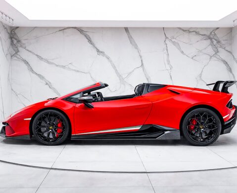 Lamborghini Huracan Spyder LP 640-4 PERFORMANTE 