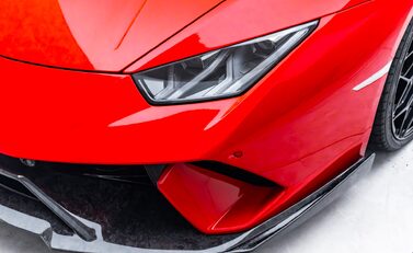 Lamborghini Huracan Spyder LP 640-4 PERFORMANTE 37