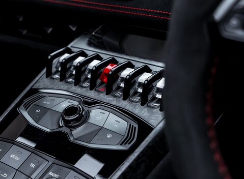 Lamborghini Huracan Spyder LP 640-4 PERFORMANTE 29