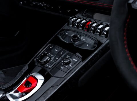 Lamborghini Huracan Spyder LP 640-4 PERFORMANTE 30