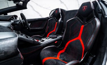 Lamborghini Huracan Spyder LP 640-4 PERFORMANTE 23