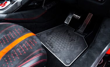 Lamborghini Huracan Spyder LP 640-4 PERFORMANTE 32