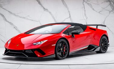 Lamborghini Huracan Spyder LP 640-4 PERFORMANTE 5