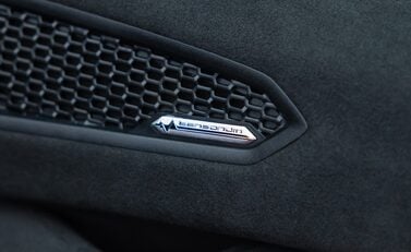 Lamborghini Huracan TECNICA 24