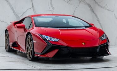 Lamborghini Huracan TECNICA 9