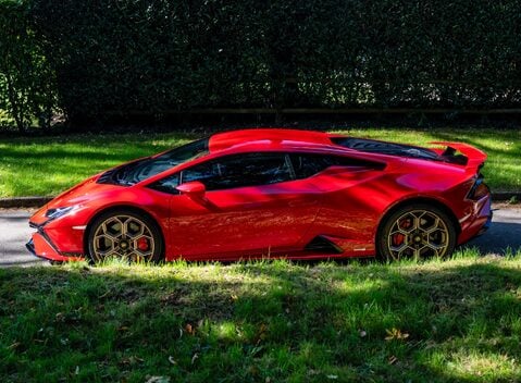 Lamborghini Huracan TECNICA 3