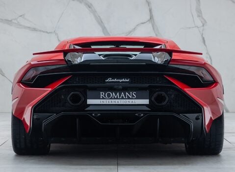 Lamborghini Huracan TECNICA 8